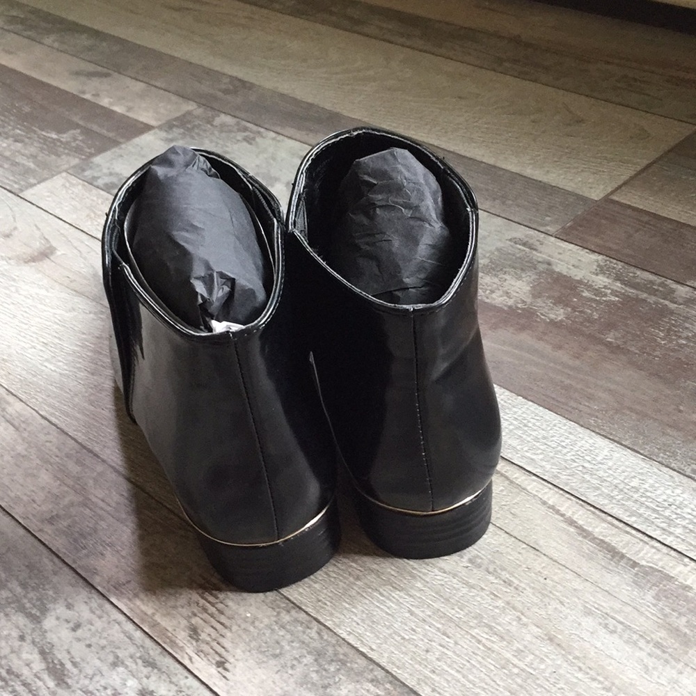 Zara black and gold trim ankle booties size 7 1/2 - Picture 5 of 5